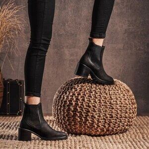 Thursday Boot Company Women's Knockout Black Lug Sole Heel Bootie Sz 11